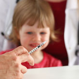 Kinder nicht vor Schmerzen warnen